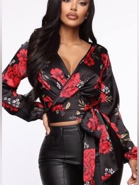 Fashion Nova  Big White Lies Floral Satin Wrap Crop Top - Black & Red size M